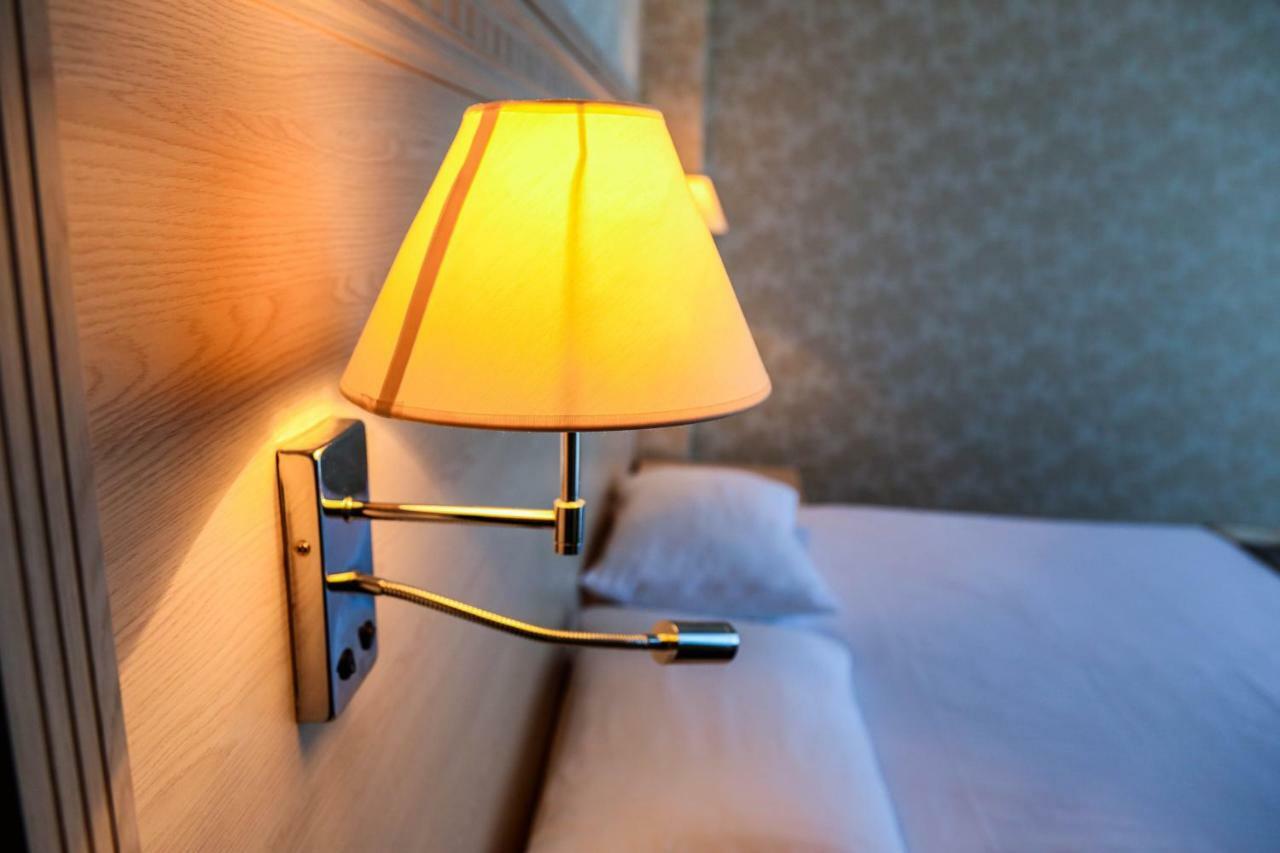 Grand Hotel Gagry Eksteriør bilde