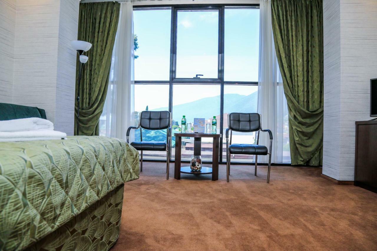 Grand Hotel Gagry Eksteriør bilde